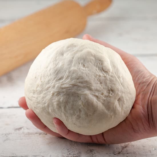 Op zoek naar originele borrelhapjes? Probeer dit pizza-hapje eens