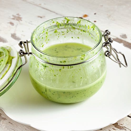 Groene tahini saladedressing
